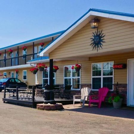 Parlee Beach Motel Shediac Buitenkant foto